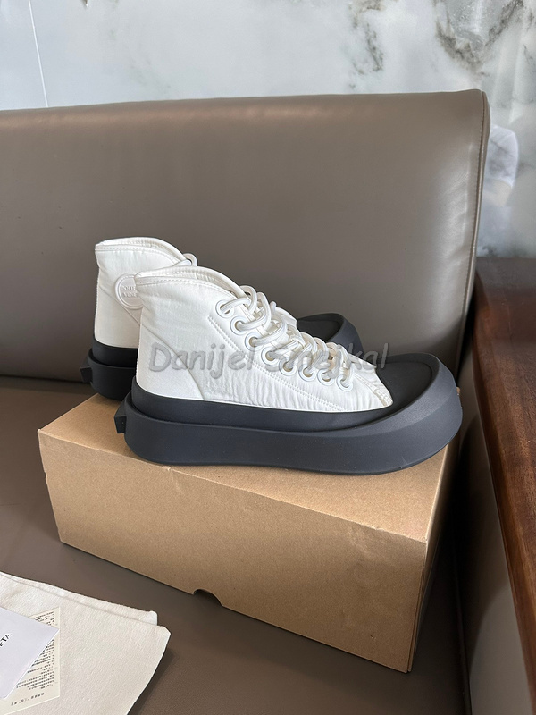 Bottega Veneta Jumbo Sneaker