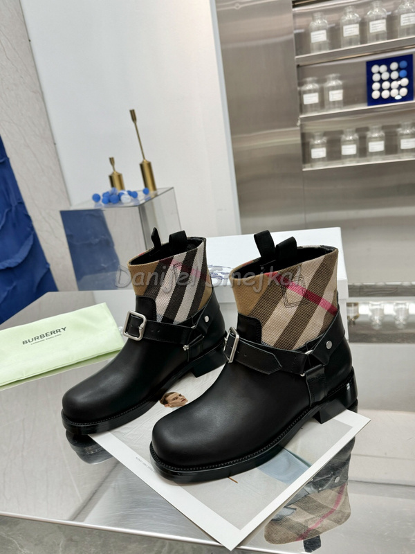 Burberry Boots Woman