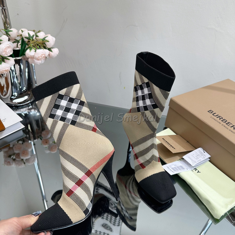 Burberry Boots Woman