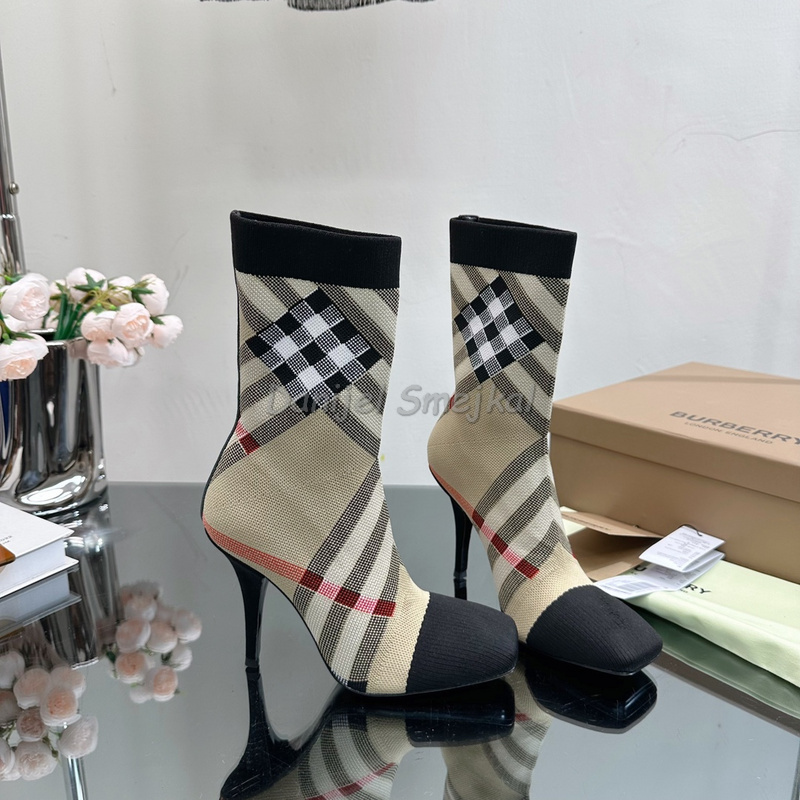 Burberry Boots Woman