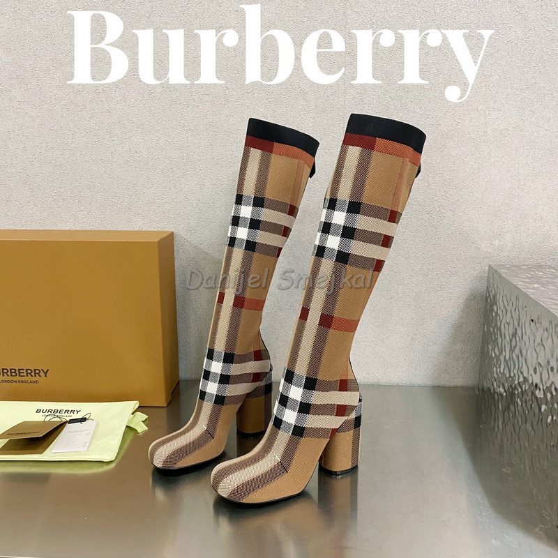 Burberry Boots Woman