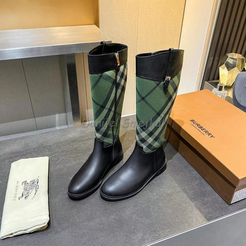 Burberry Boots Woman