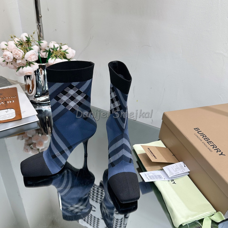 Burberry Boots Woman