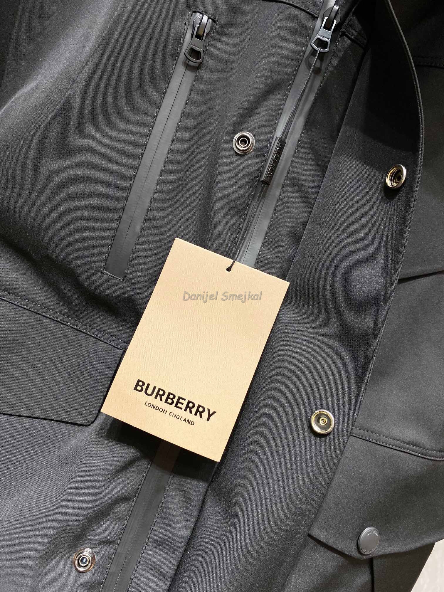 Burberry Outdoor Daunenjacke