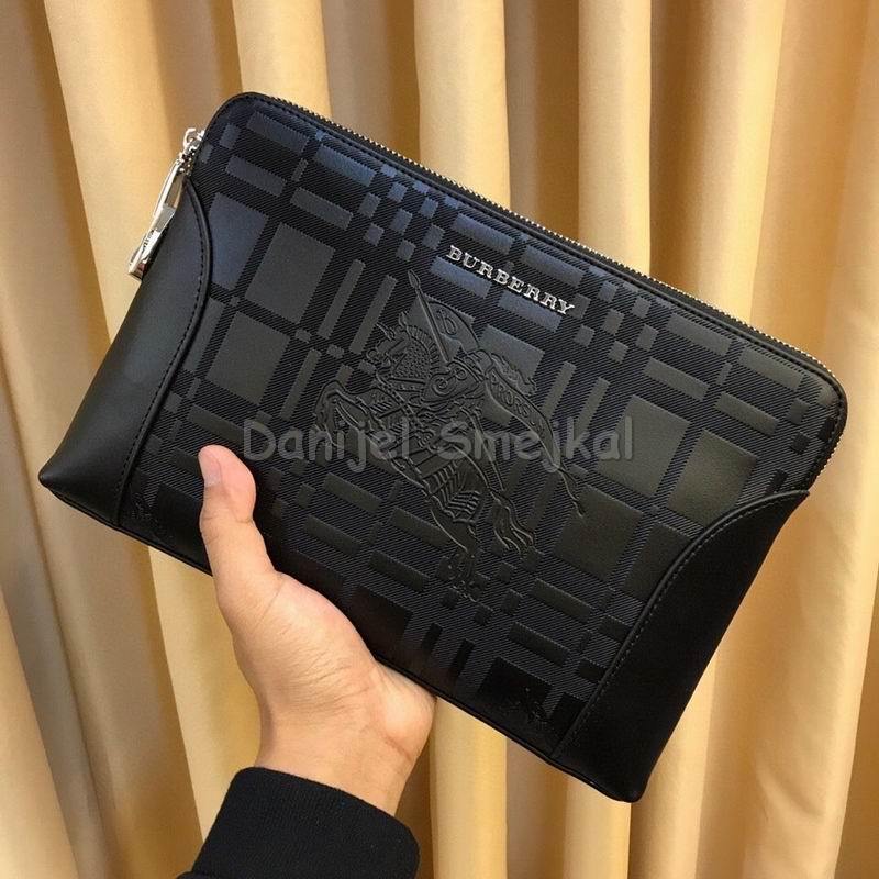 Burberry Pouch 