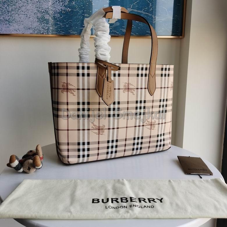 Burberry Shopping Bag 