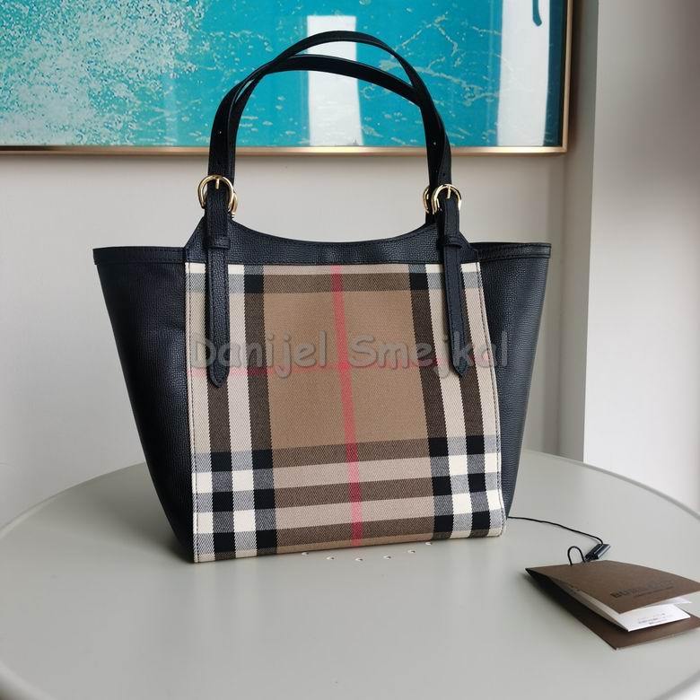 Burberry Shopping Bag 