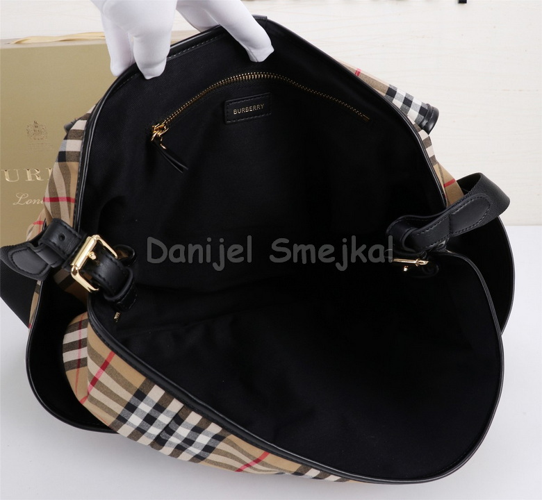 Burberry Shoulder Bag 