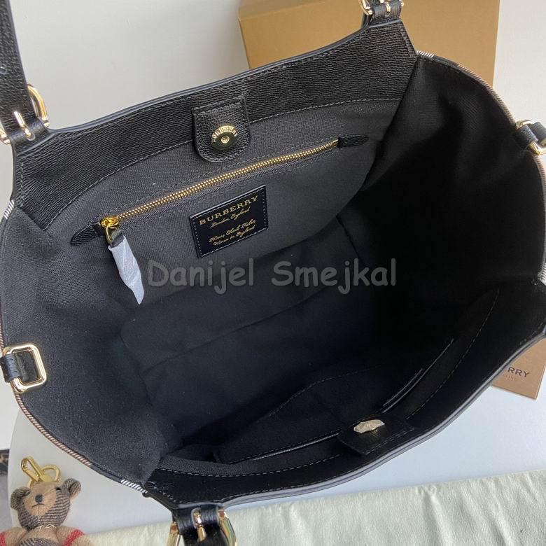 Burberry Tote Bag 