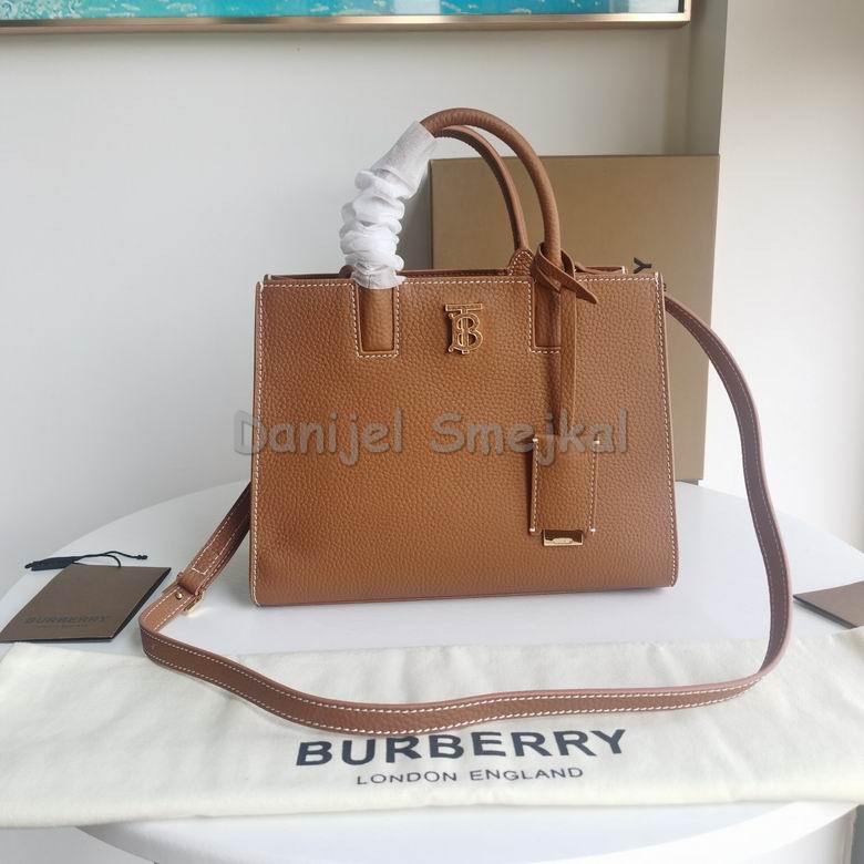 Burberry Tote Bag 