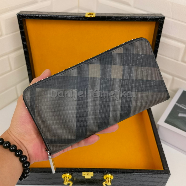 Burberry Wallet 