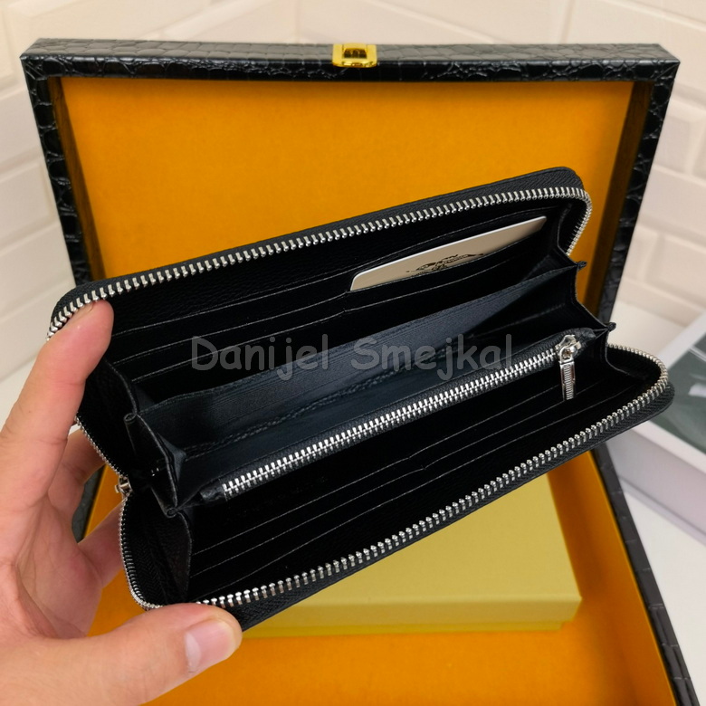 Burberry Wallet 