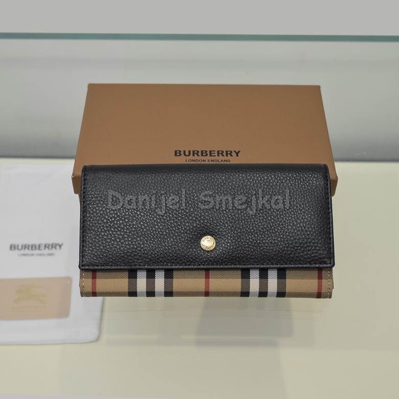 Burberry Wallet 