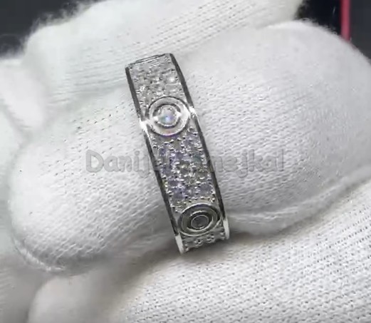 Cartier Mini Love Diamond 