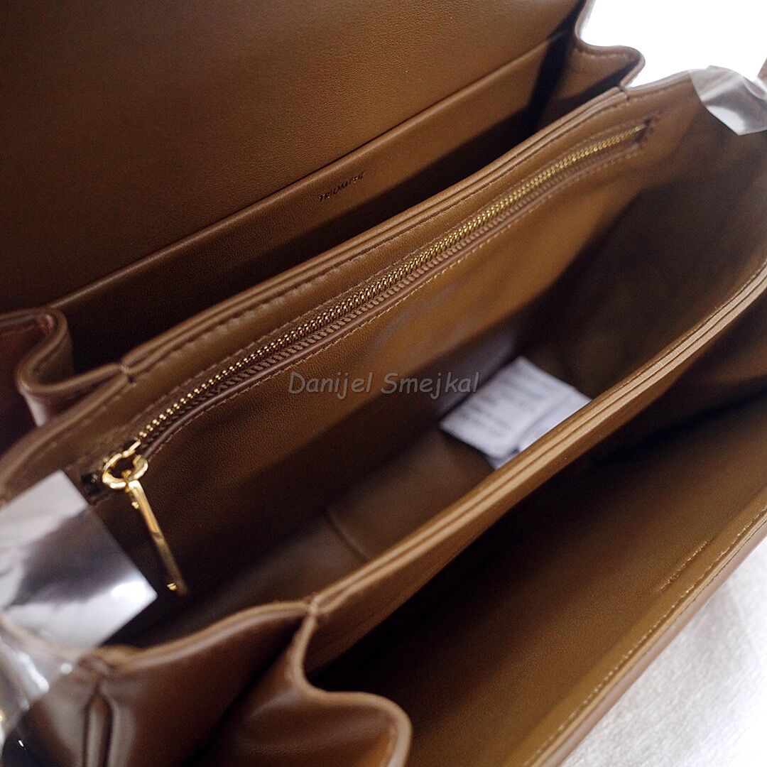 Celine Classique Triomphe 22cm