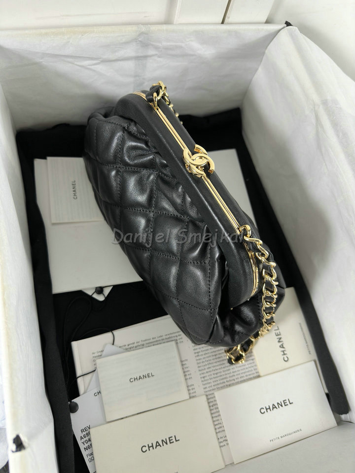 Chanel Handbag 16cm