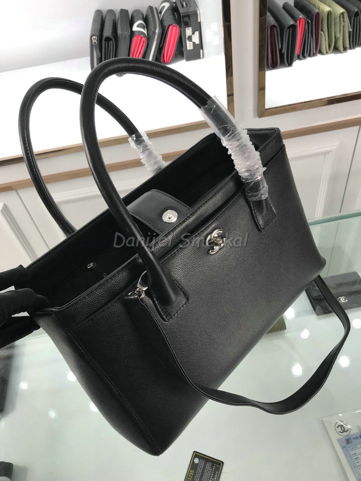 Chanel Handbag 35cm