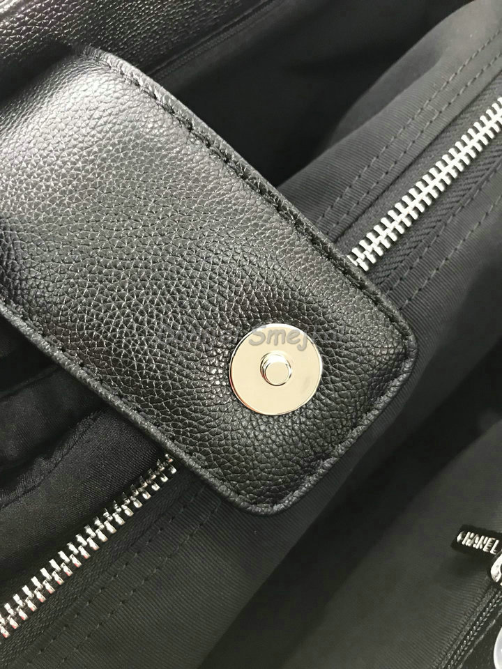 Chanel Handbag 35cm