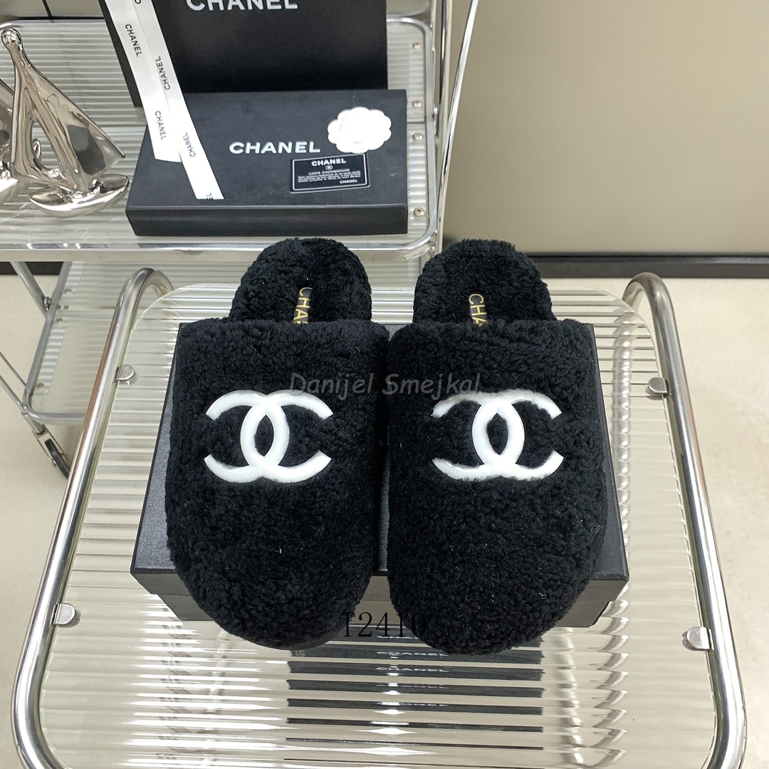 Chanel Slippers