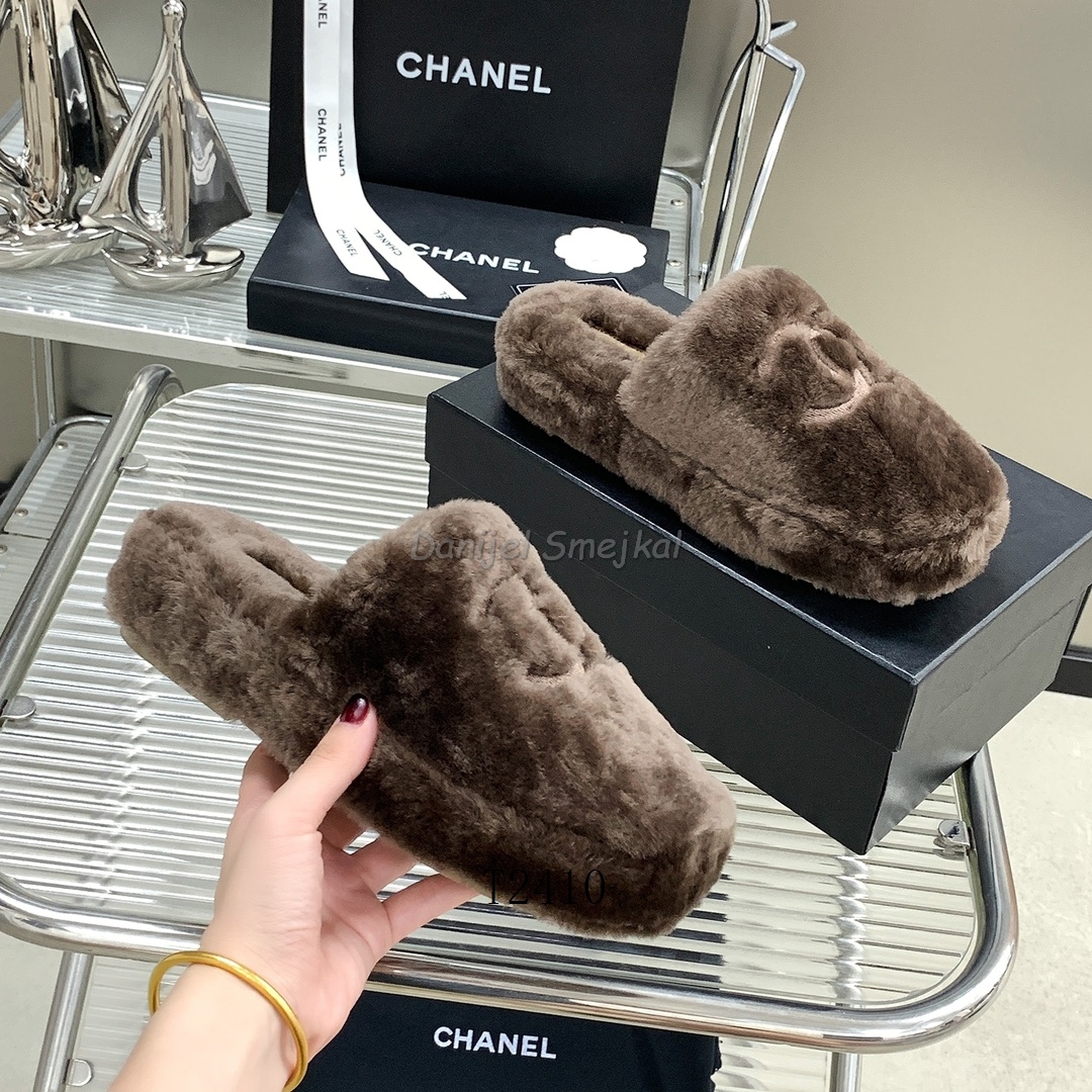 Chanel Slippers