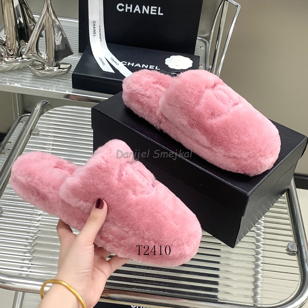 Chanel Slippers