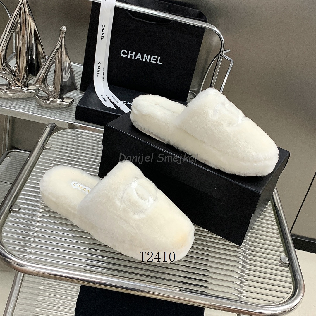 Chanel Slippers