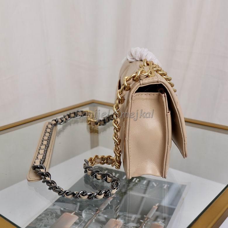 Chanel Wallets on Chain