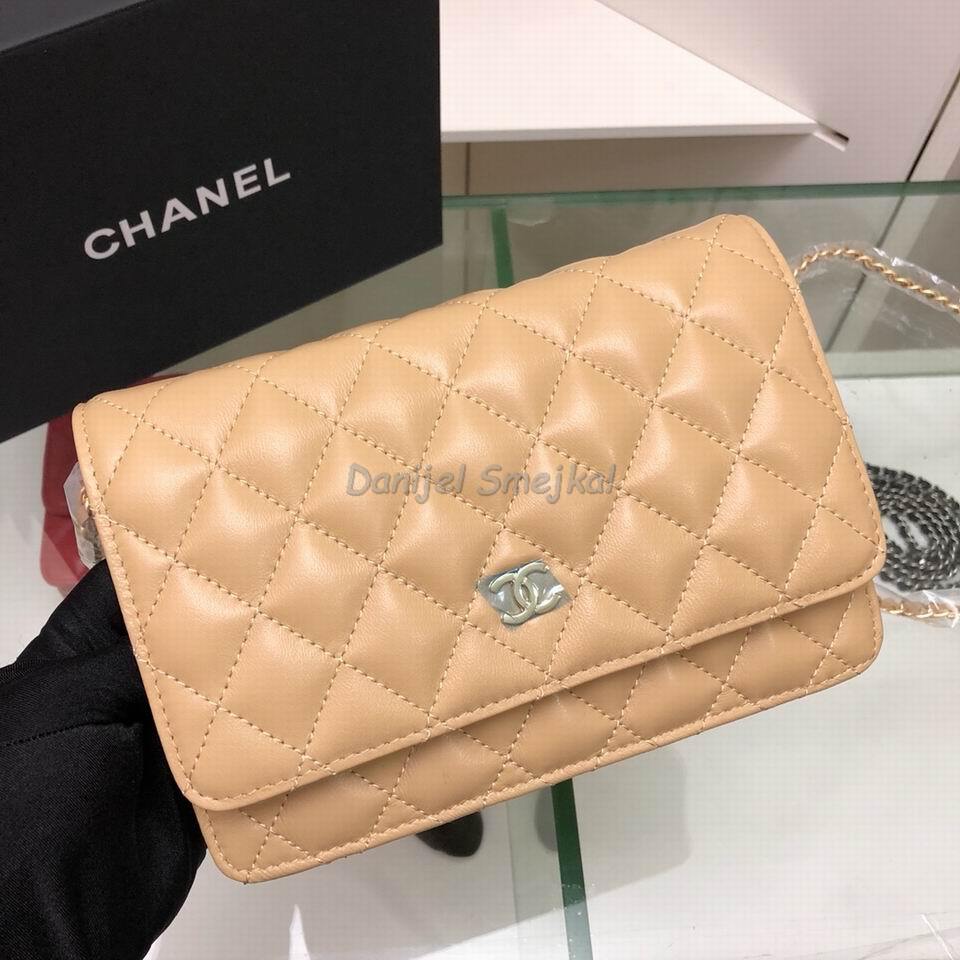 Chanel Wallets on Chain