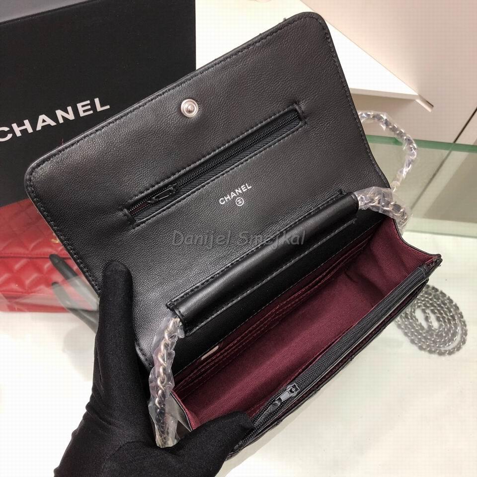 Chanel Wallets on Chain