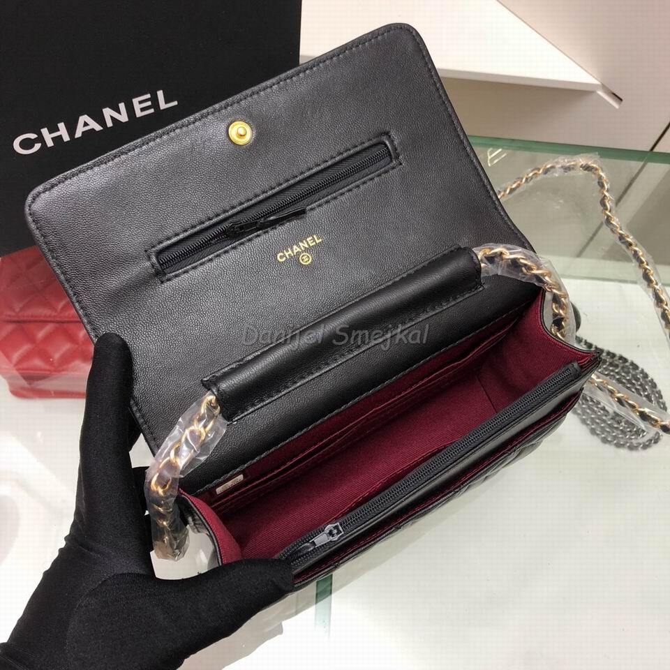 Chanel Wallets on Chain