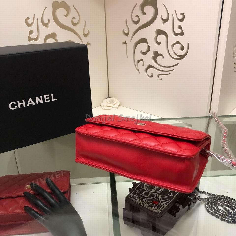 Chanel Wallets on Chain