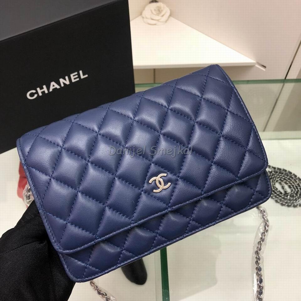 Chanel Wallets on Chain