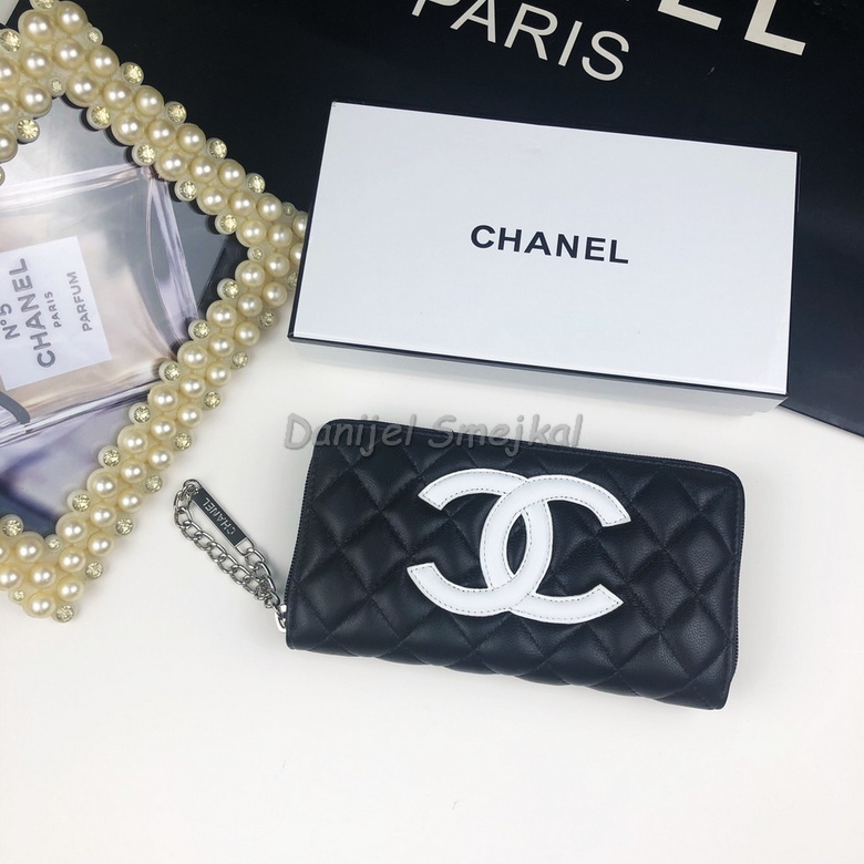 Chanel Zippy Wallet 19.5cm