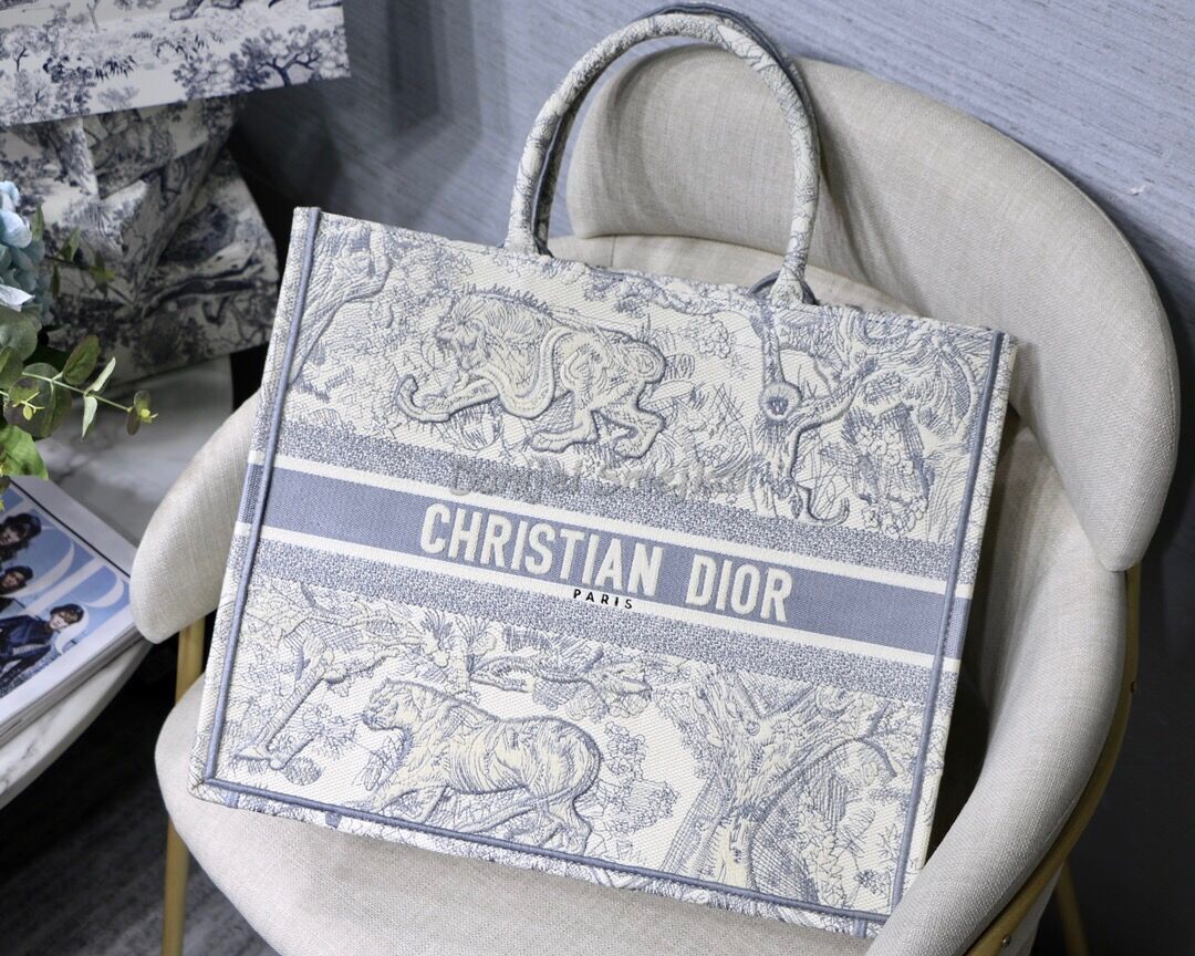 Christian Dior Large Dior Book Tote 42cm