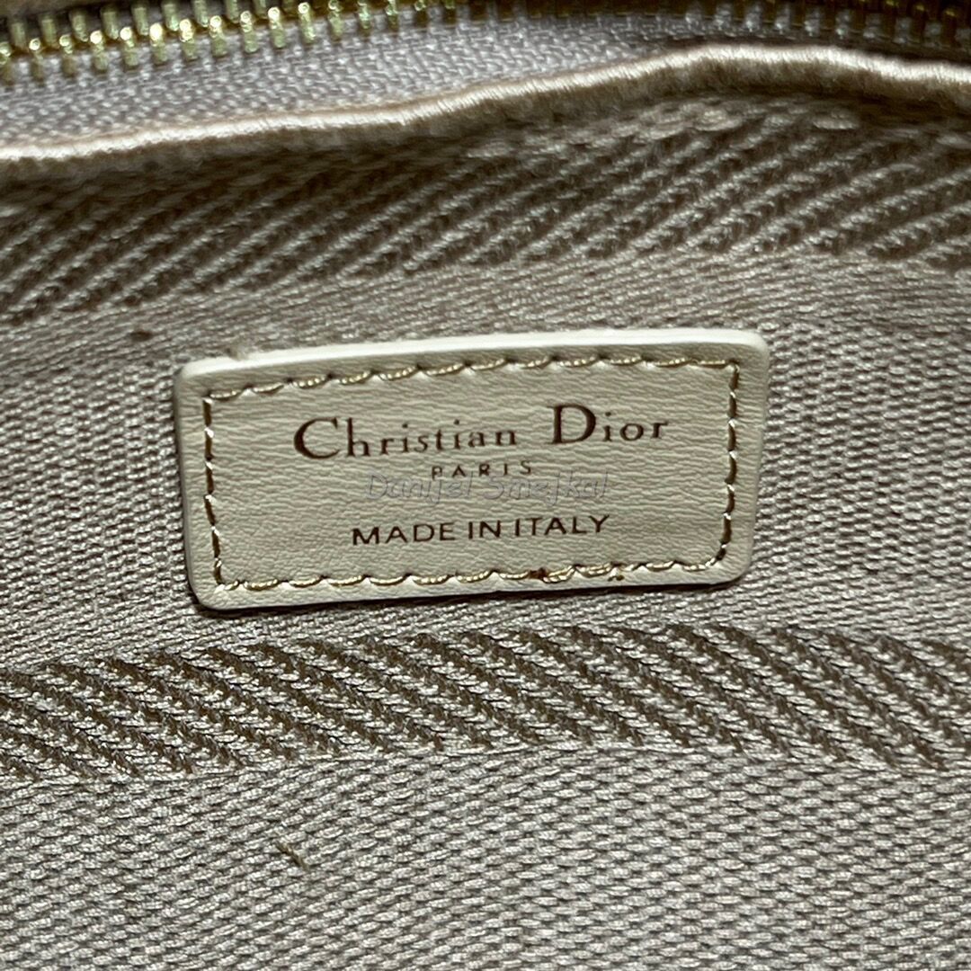 Christian Dior Medium D-Lite 24cm