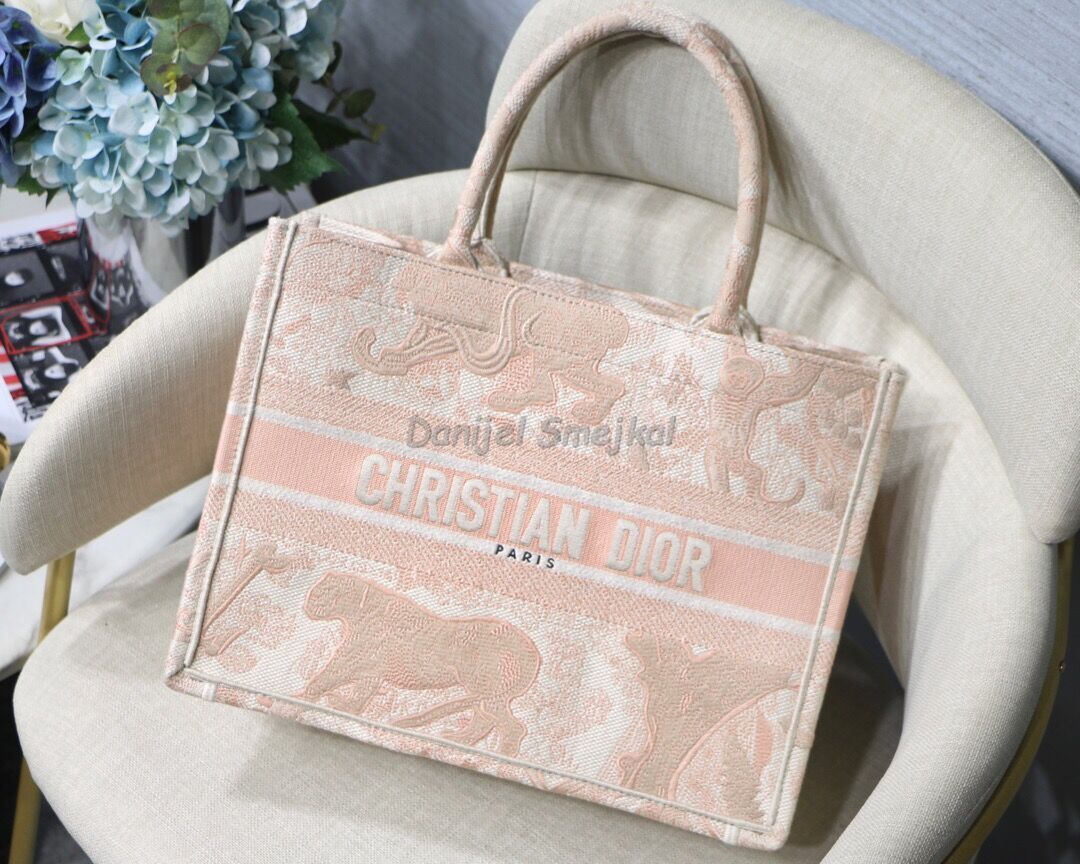 Christian Dior Medium Dior Book Tote 36cm