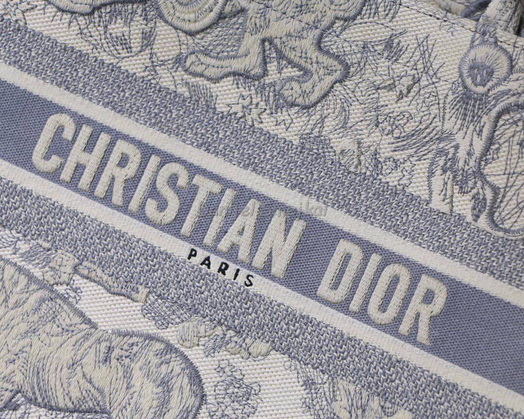 Christian Dior Medium Dior Book Tote 36cm