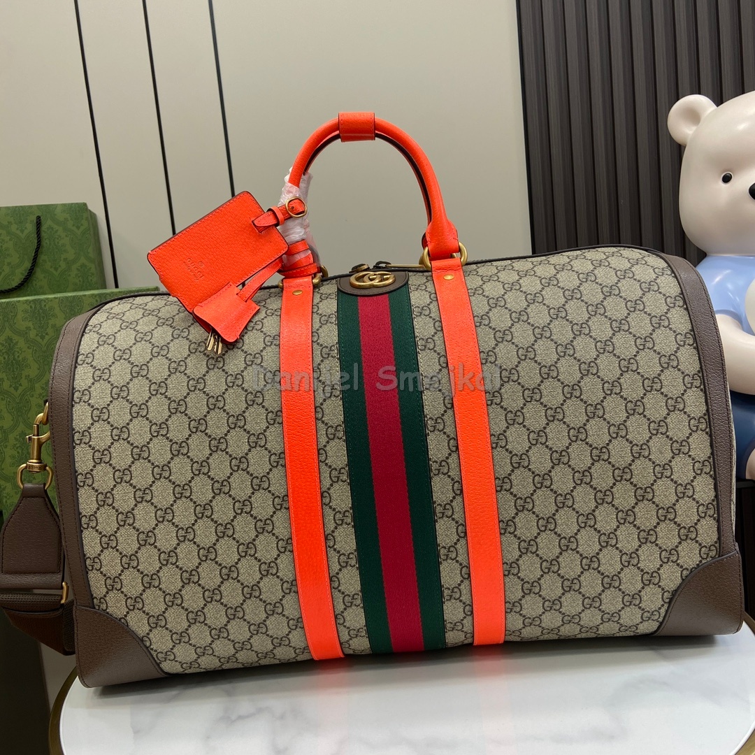 Gucci 724612 Savoy 52cm