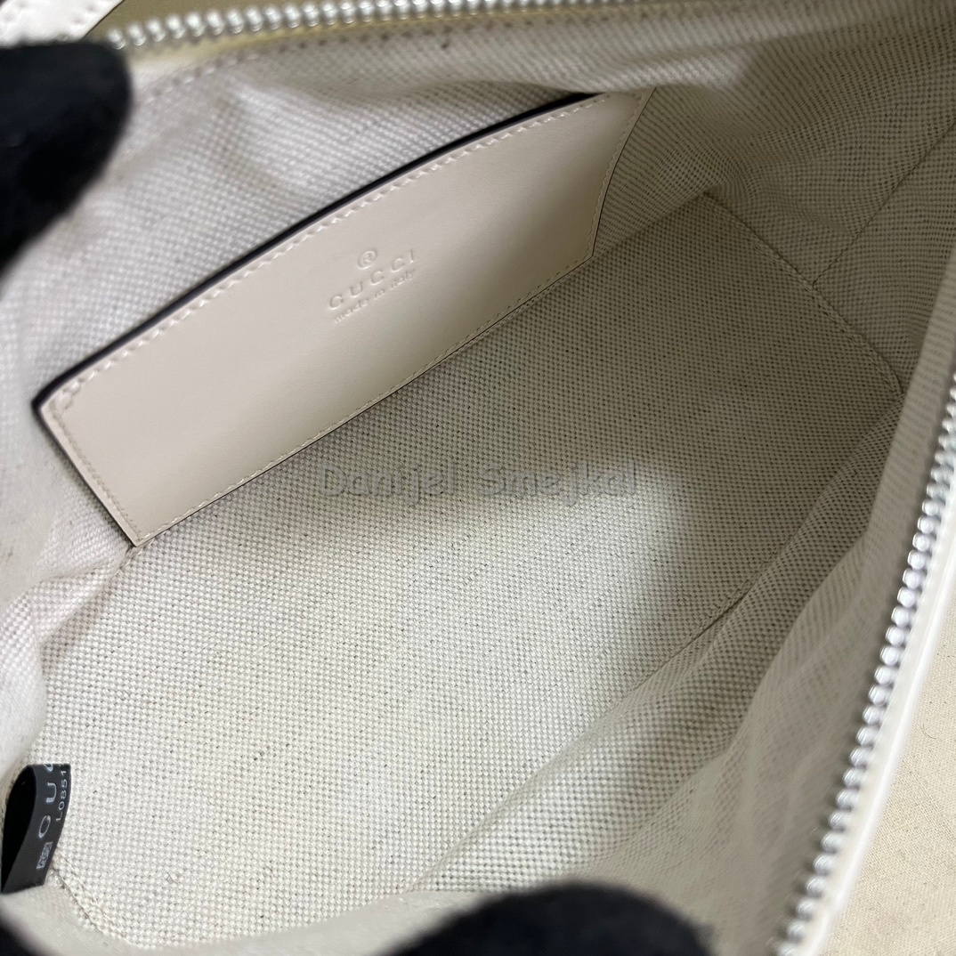 Gucci 739166 GG Marmont Bag 23cm
