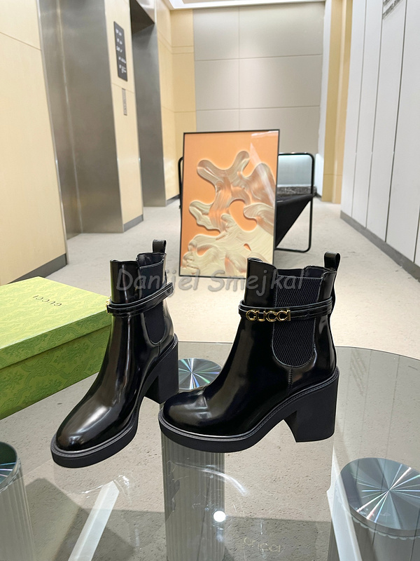 Gucci Boots Woman