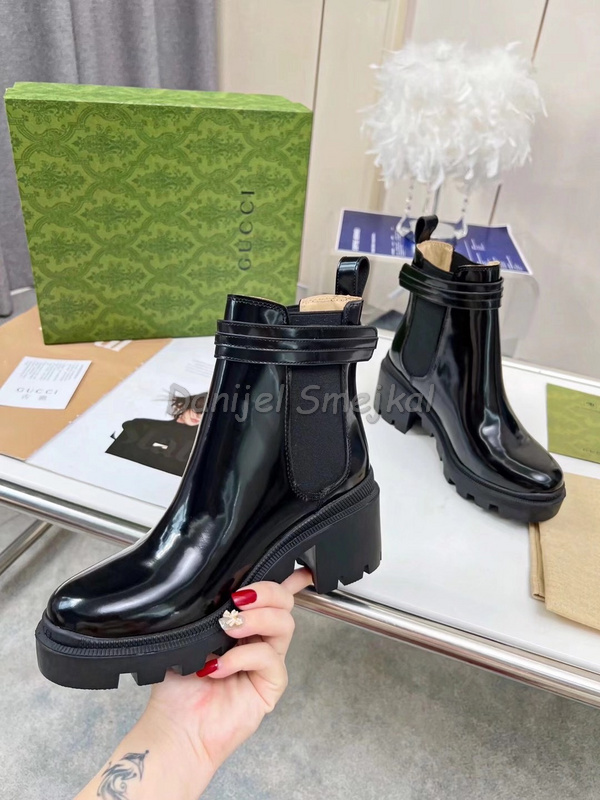 Gucci Boots Woman