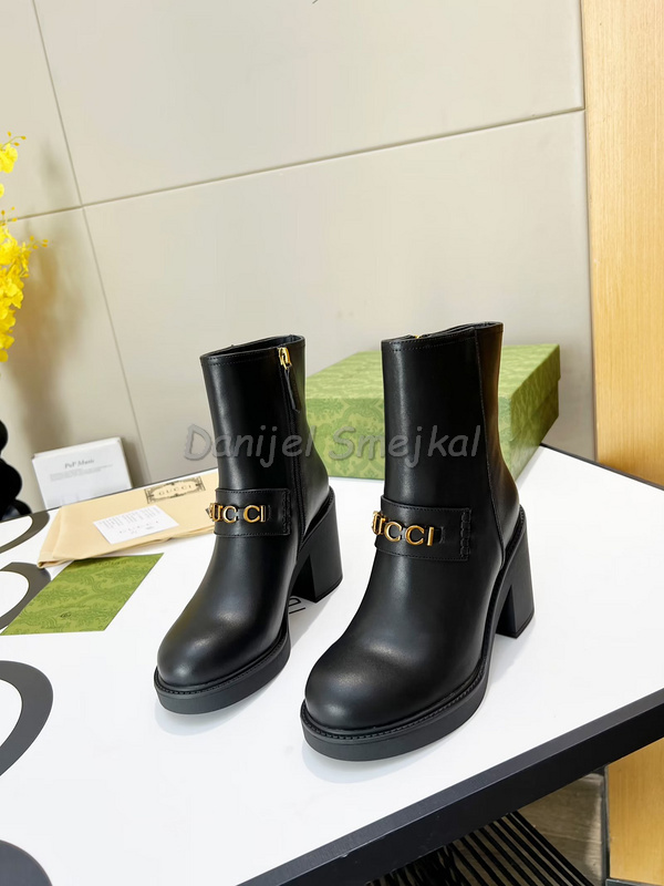 Gucci Boots Woman