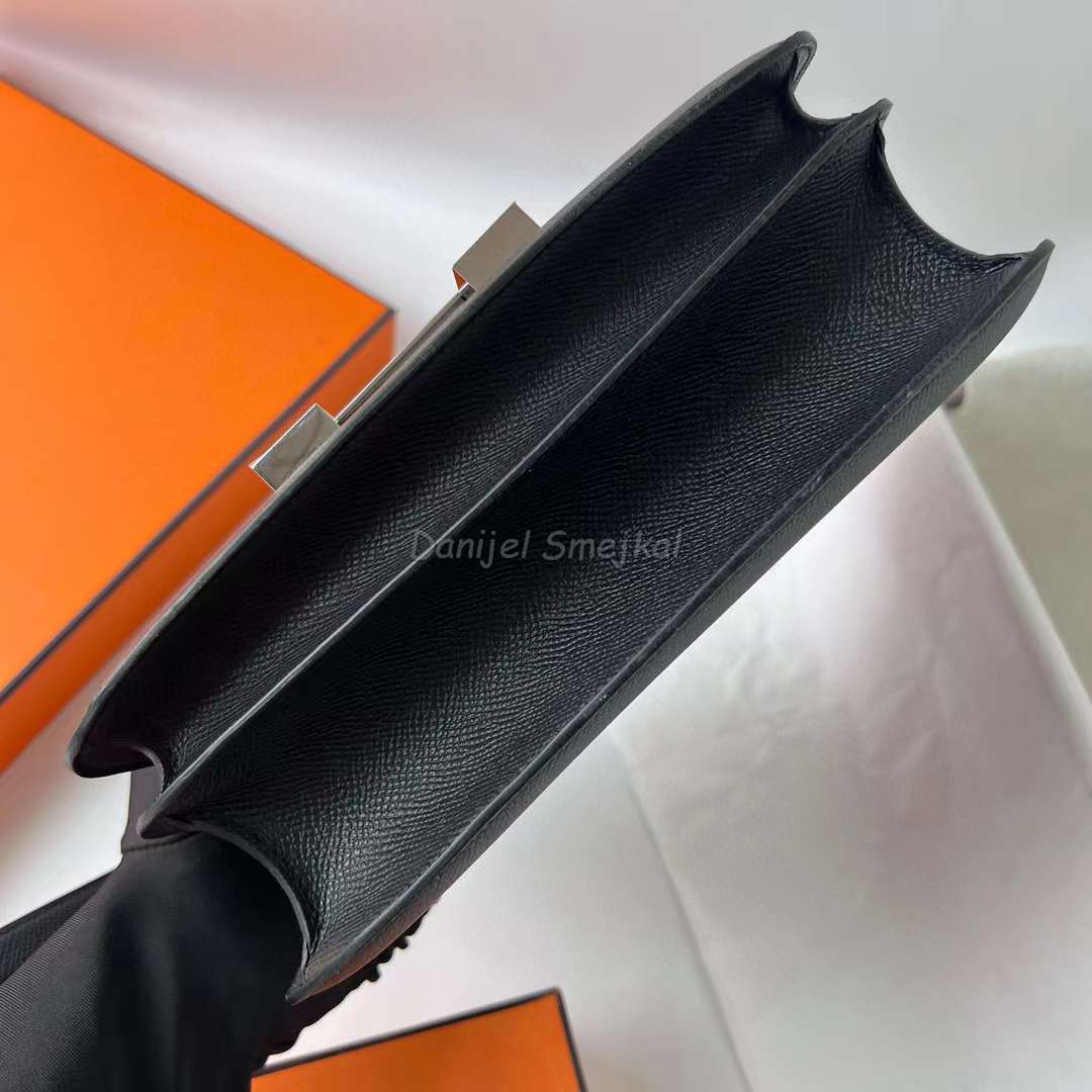 Hermes Black Constance MM 24cm