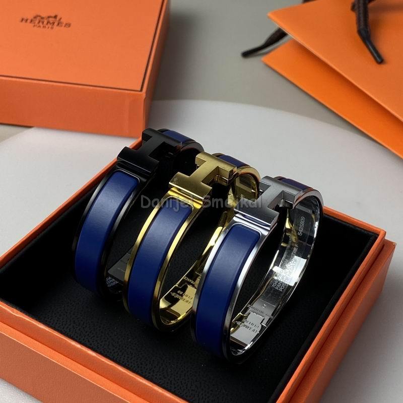 Hermes Bracelet Clic H 17/19cm