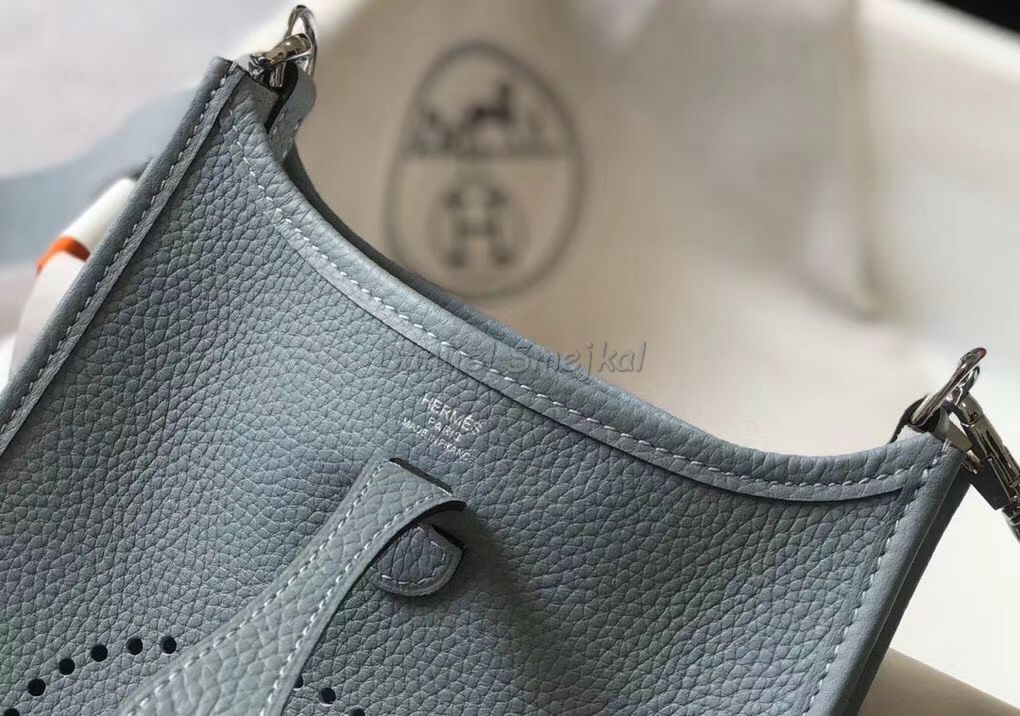 Hermes Evelyne III TPM Bag In Blue 17cm