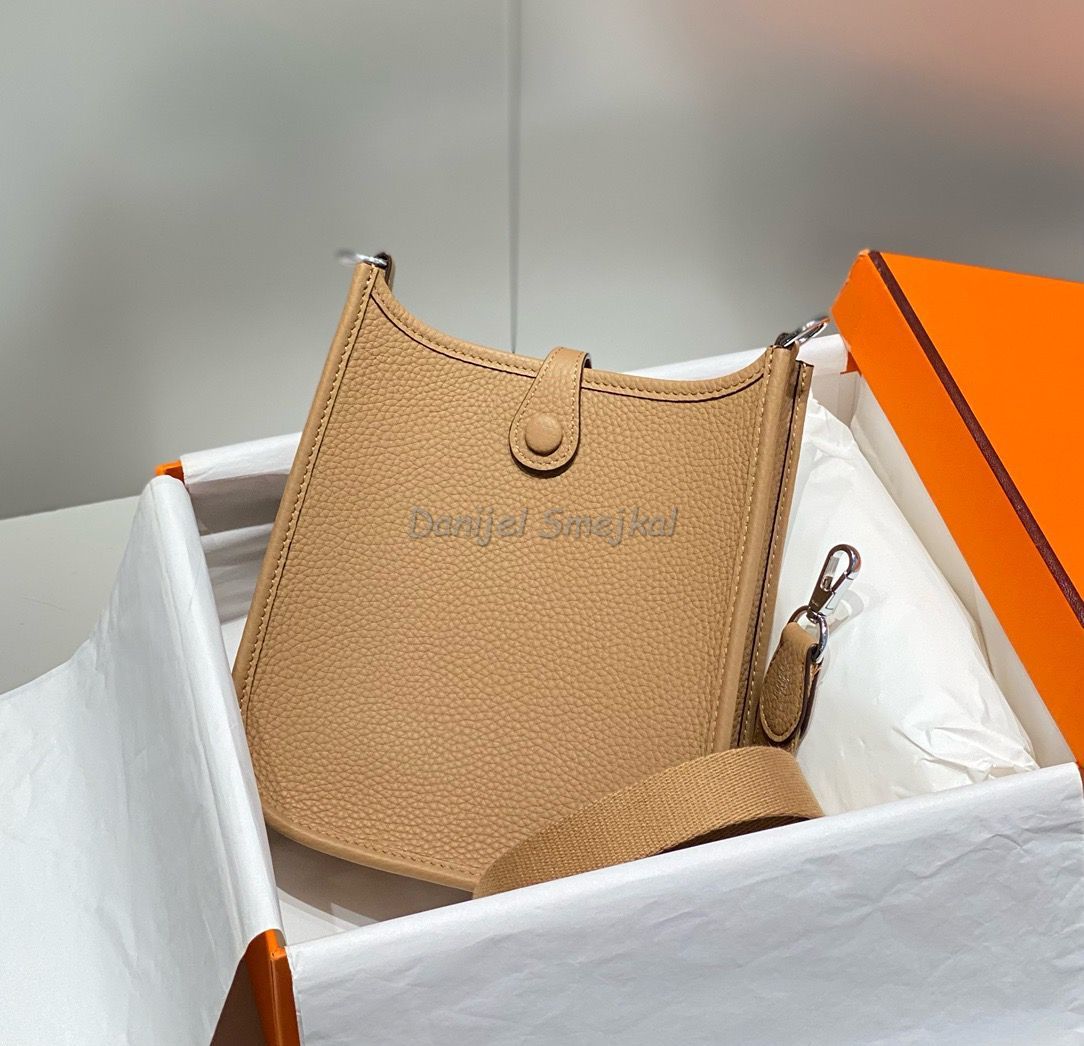 Hermes Evelyne III TPM Bag In Chai 17cm