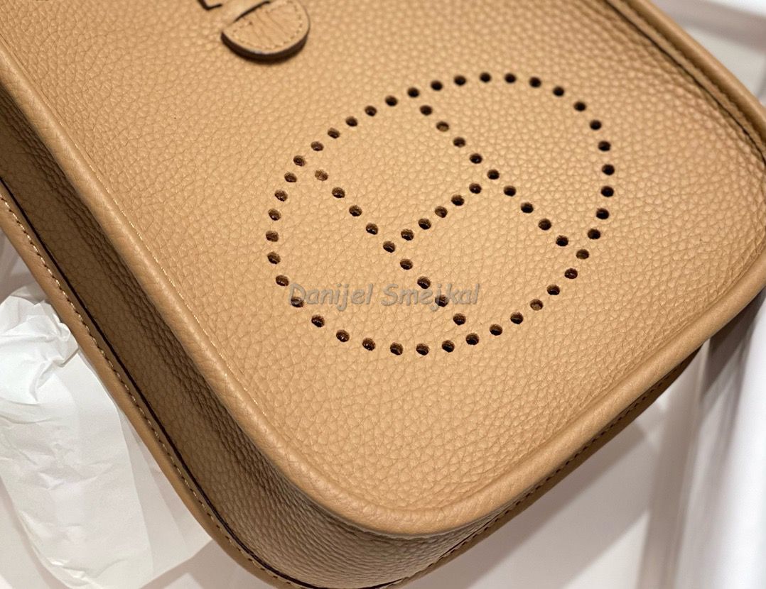 Hermes Evelyne III TPM Bag In Chai 17cm