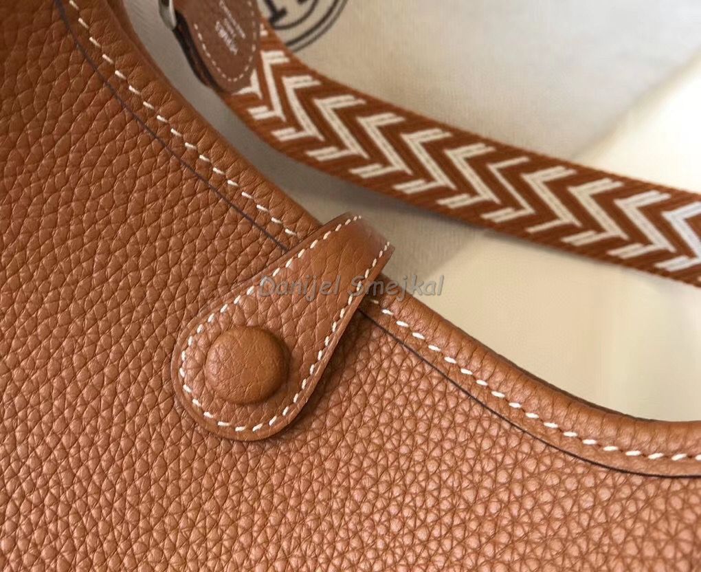 Hermes Evelyne III TPM Bag In Gold 17cm