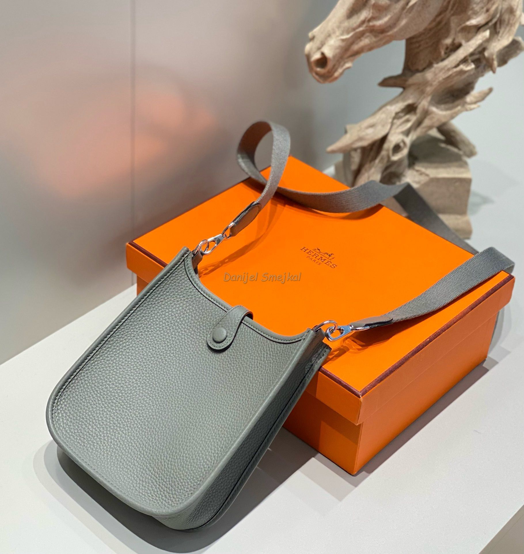 Hermes Evelyne III TPM Bag In Gris Meyer 17cm
