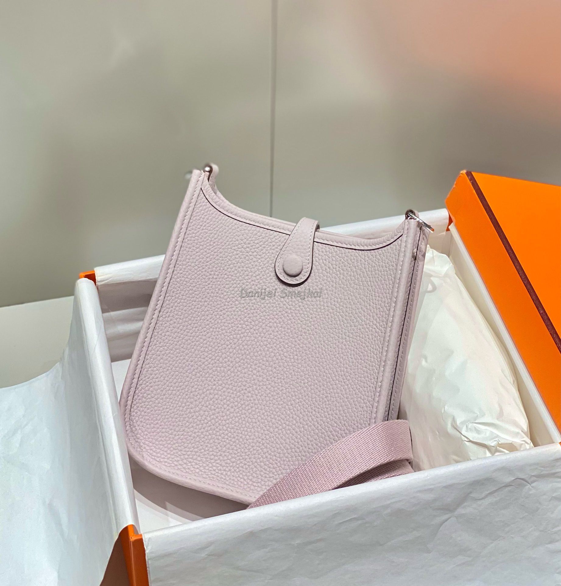Hermes Evelyne III TPM Bag In Mauve Pale 17cm